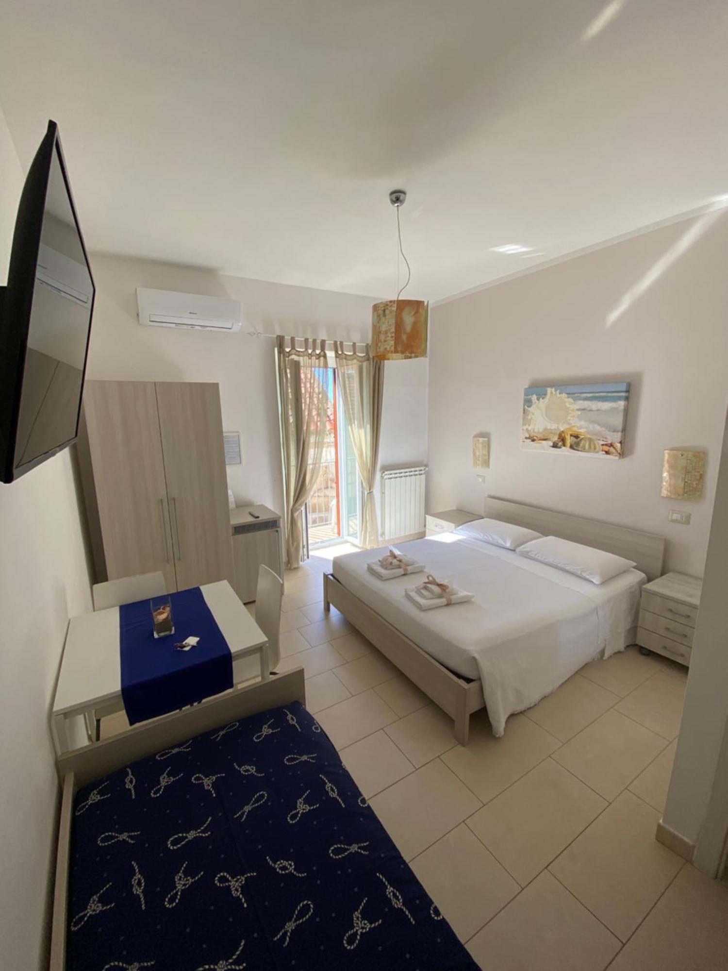 B&B Degli Aranci Палинуро Экстерьер фото